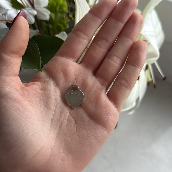 Return to Tiffany Heart Tag Pendant - Picture 5 of 11
